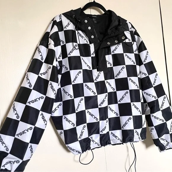 Forever 21 Black White Checkered Tokyo Hooded Windbreaker - Picture 2 of 7